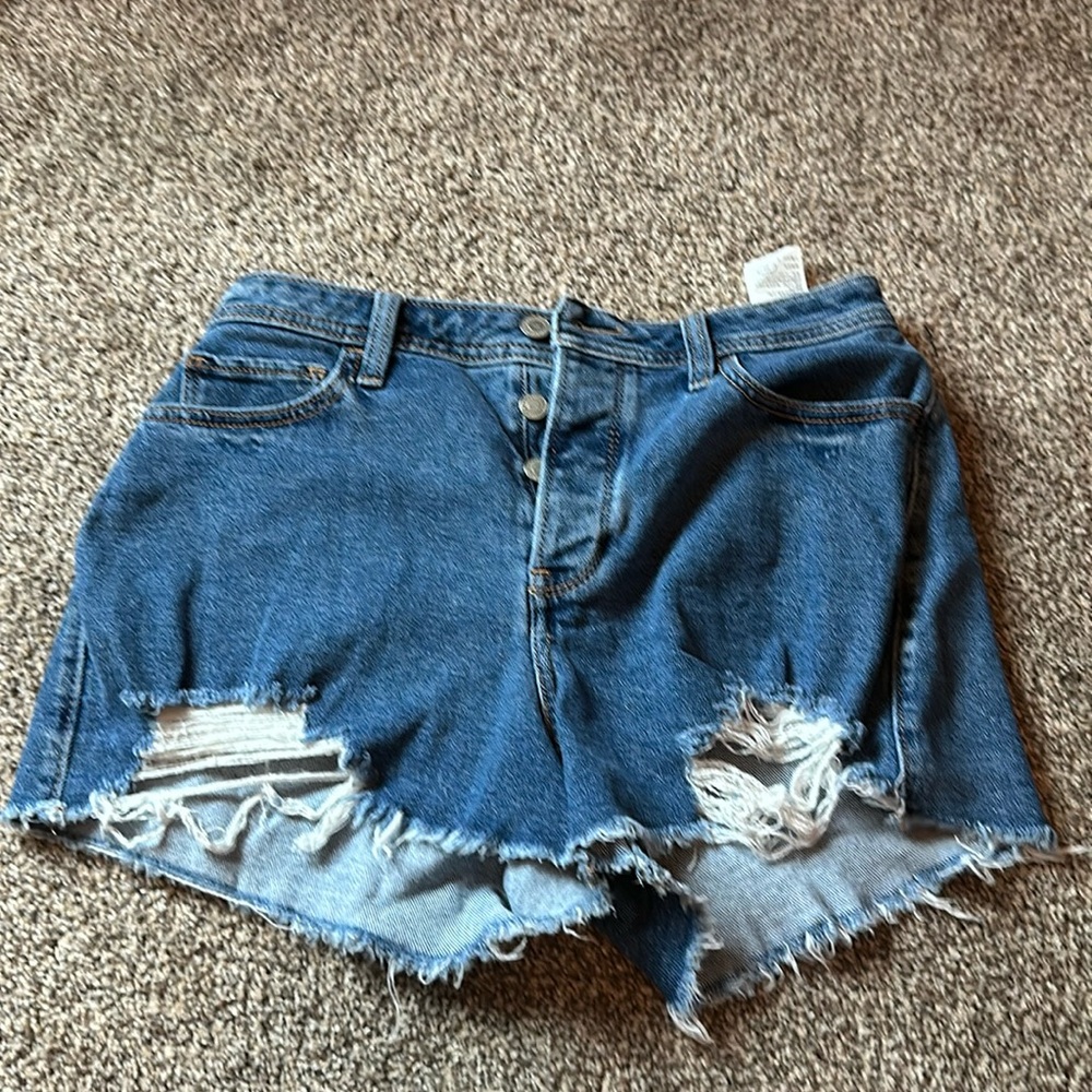 Hollister curvy high rise mom shorts